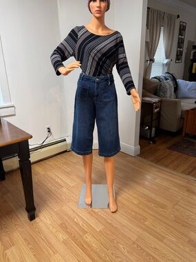 High-Rise Dark Blue Boyfriend Jeans Culotte